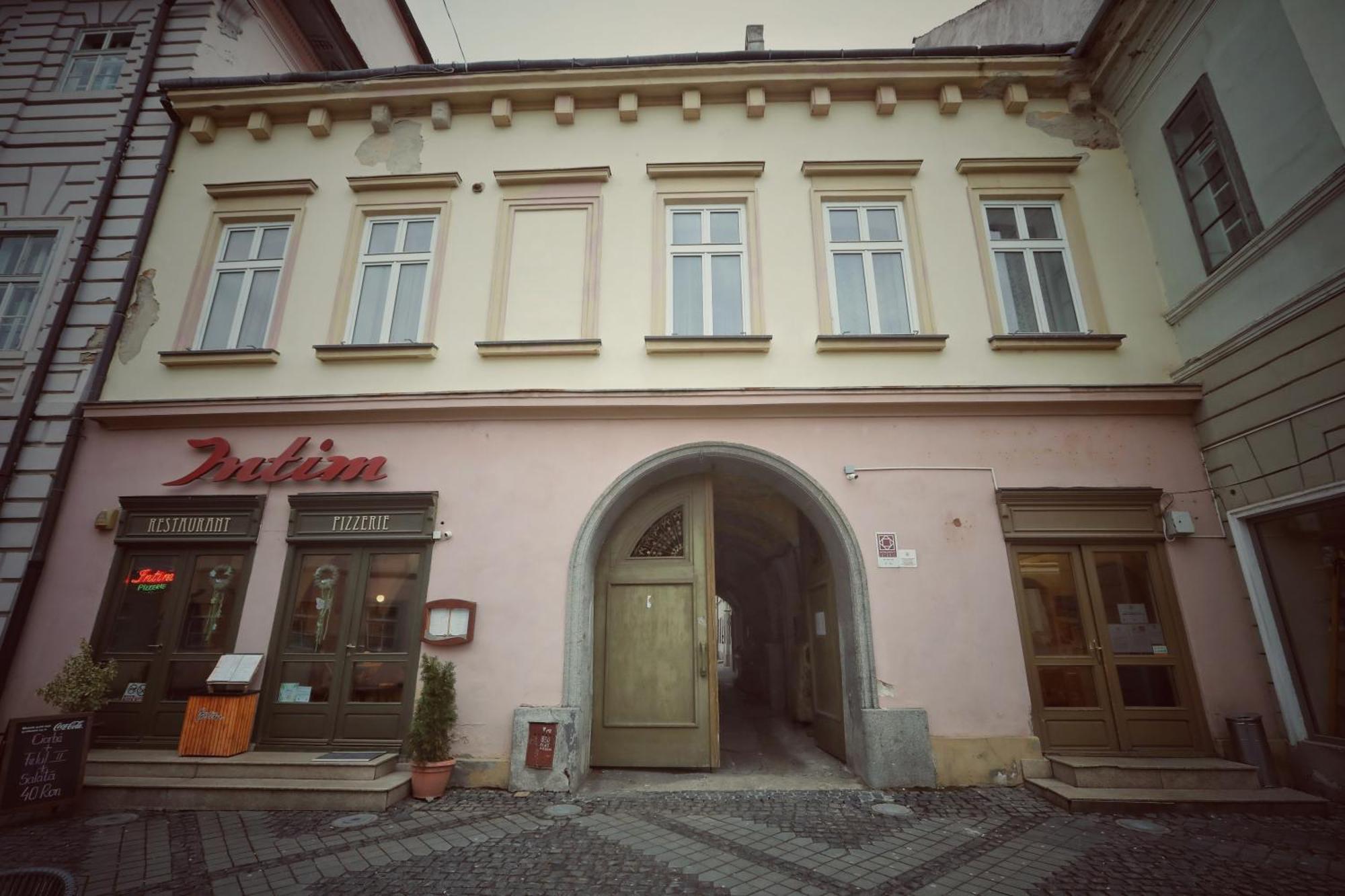 Monarch Residence Сибиу Екстериор снимка